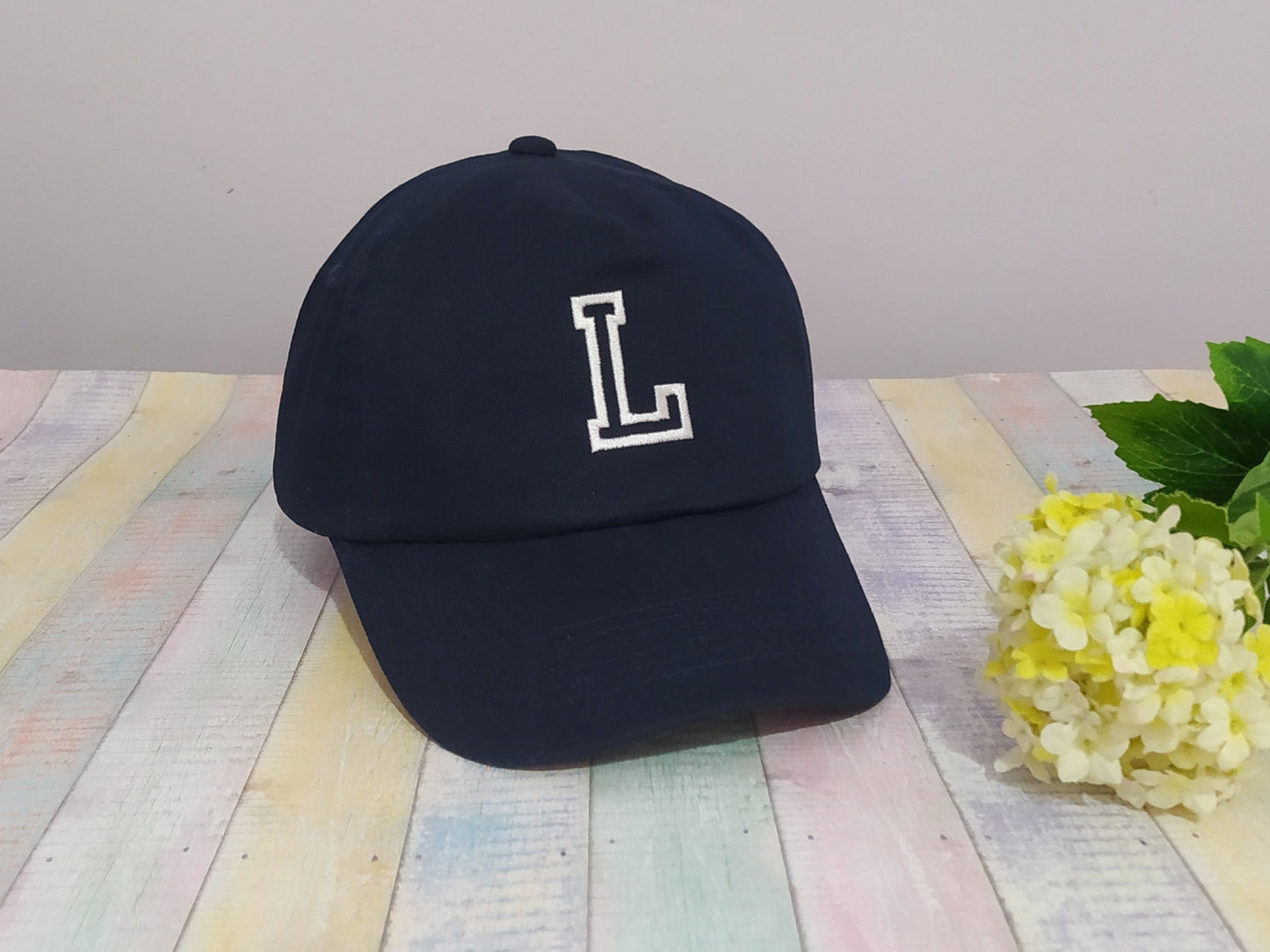 Initial or name - Baseball cap for adults - personalized with embroidery