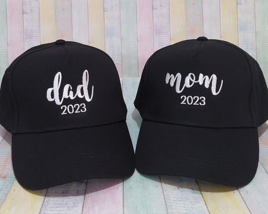 Dad-Mom/Mum - Established year - Matching baseball caps for dad and mom embroidered with text, initials or names (Copy)