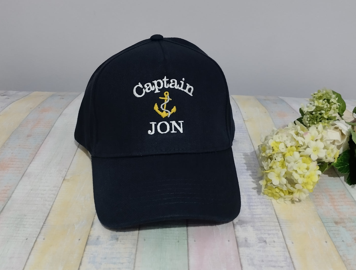 Gold anchor and name - Baseball cap for adults - personalized with embroidery