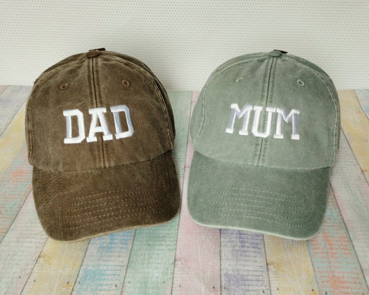 Dad-Mom/Mum - Matching baseball caps for dad and mom embroidered with text, initials or names