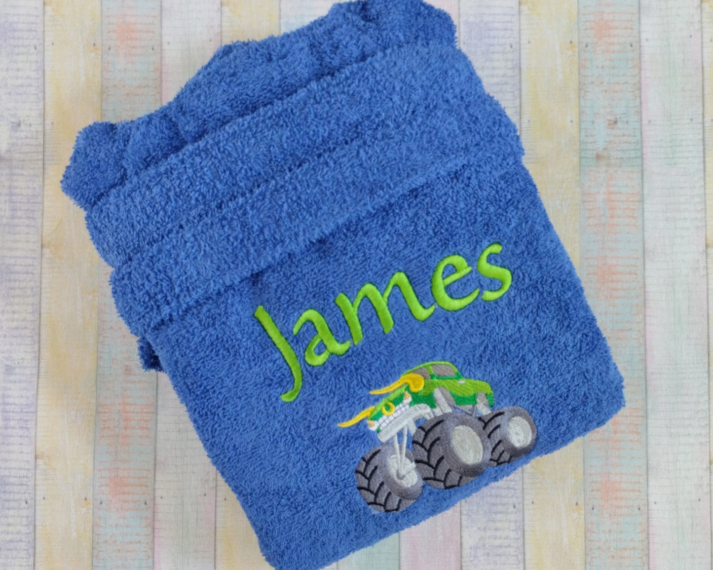 Monster car and name - Terry cloth hooded bathrobe for kids - Machine embroidered